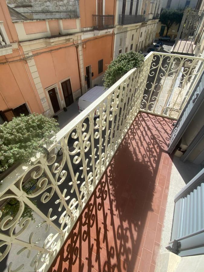La Casa Di Nonna Titina Apartment Lecce Bagian luar foto