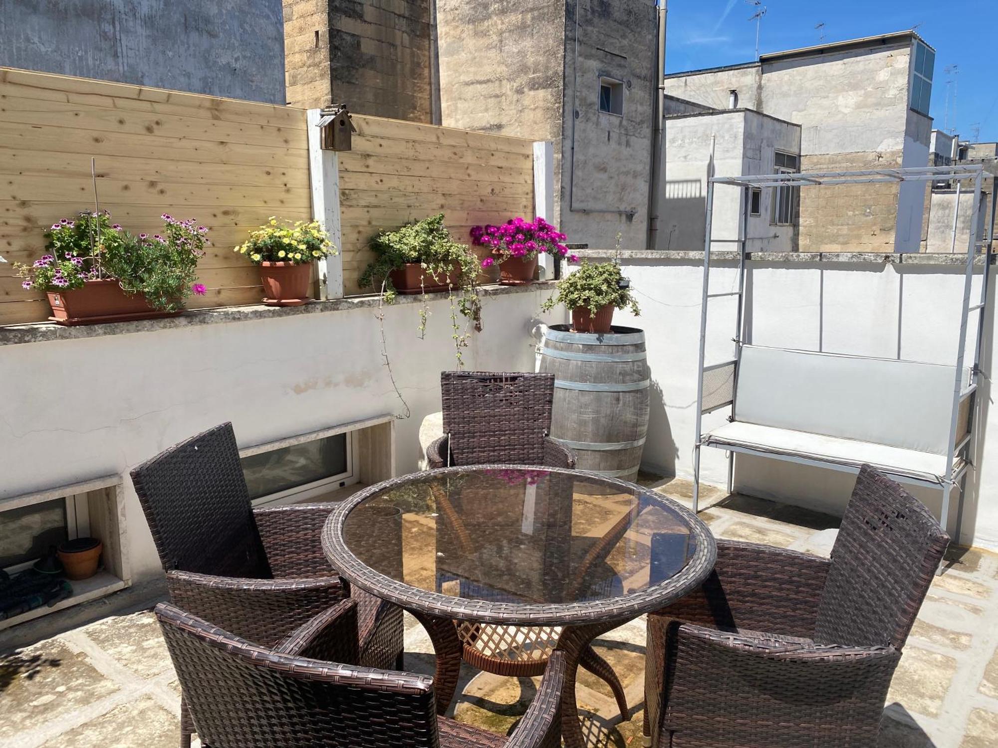 La Casa Di Nonna Titina Apartment Lecce Bagian luar foto